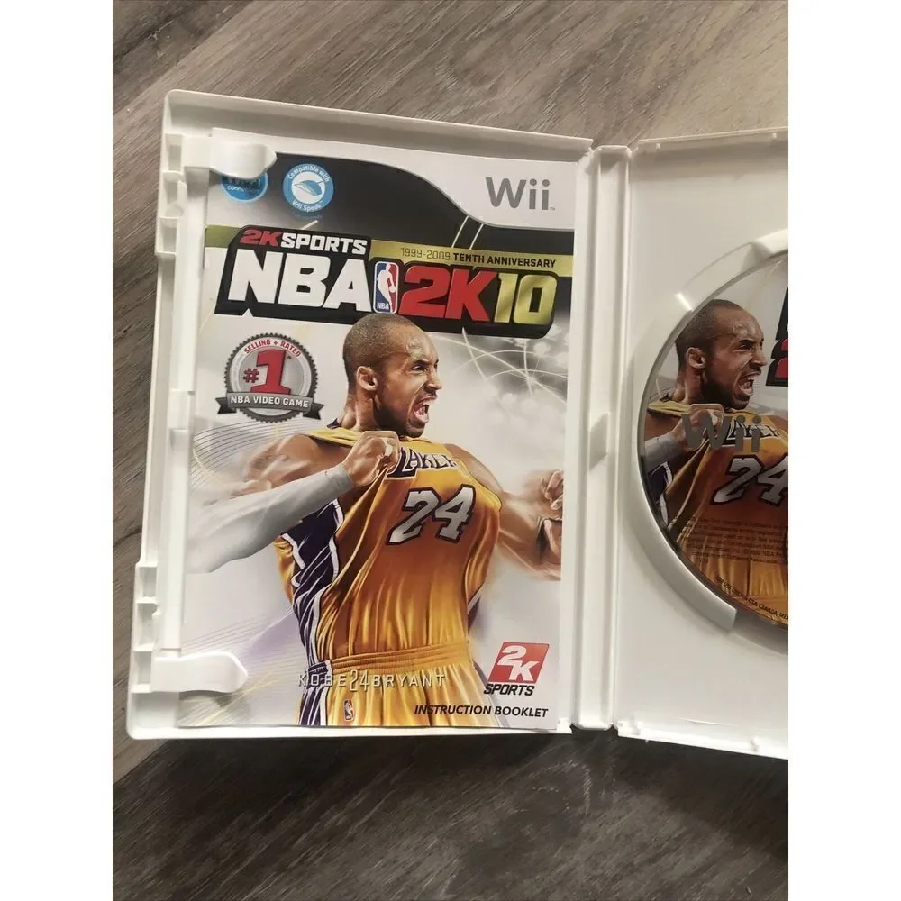 *NBA 2K10 (Nintendo Wii, 2009) Complete w Manual